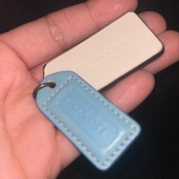 Coach Bag Tag - Picture 1 of 3